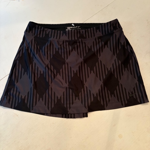 Nike Golf Tour Performance Skort for Golf/Pickleball/Tennis - Picture 1 of 5